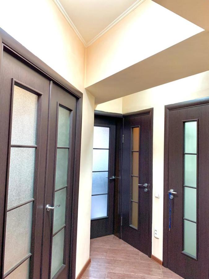 Apartment In Street Kievskaya 49 Бишкек Екстериор снимка
