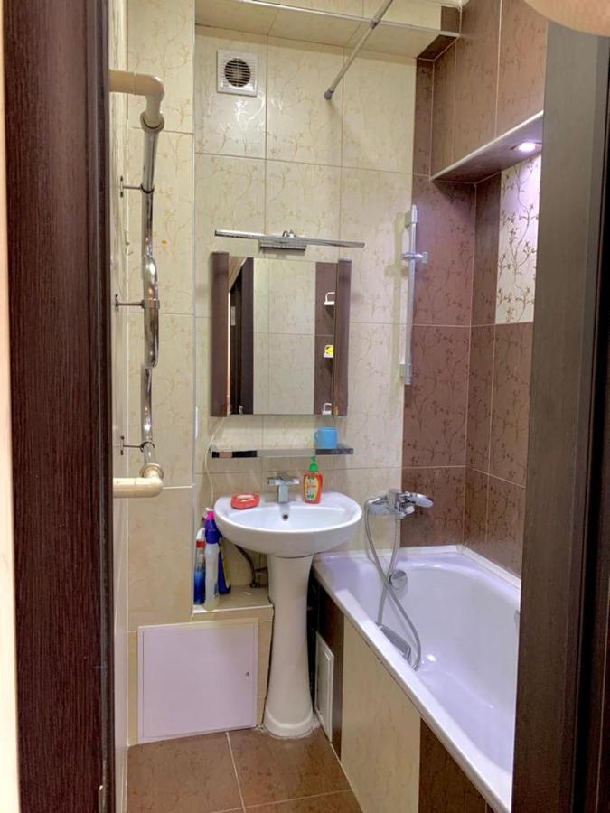 Apartment In Street Kievskaya 49 Бишкек Екстериор снимка