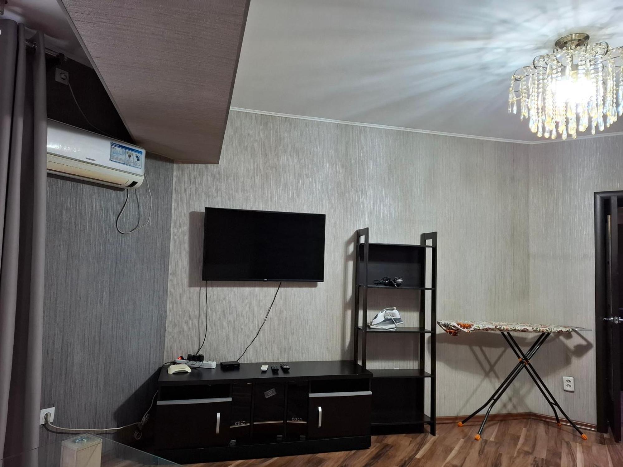 Apartment In Street Kievskaya 49 Бишкек Екстериор снимка